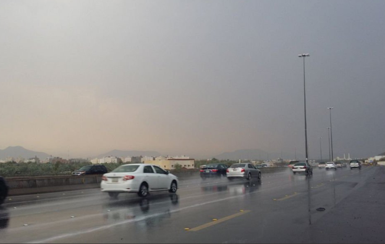 تحذير عاجل .. حالة مطرية تبدأ الخميس على مكة والمدينة والرياض و10 مناطق