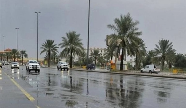 أمطار رعدية ورياح متربة على 5 مناطق بالمملكة