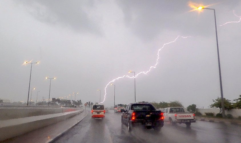 أمطار رعدية على مدن السعودية 